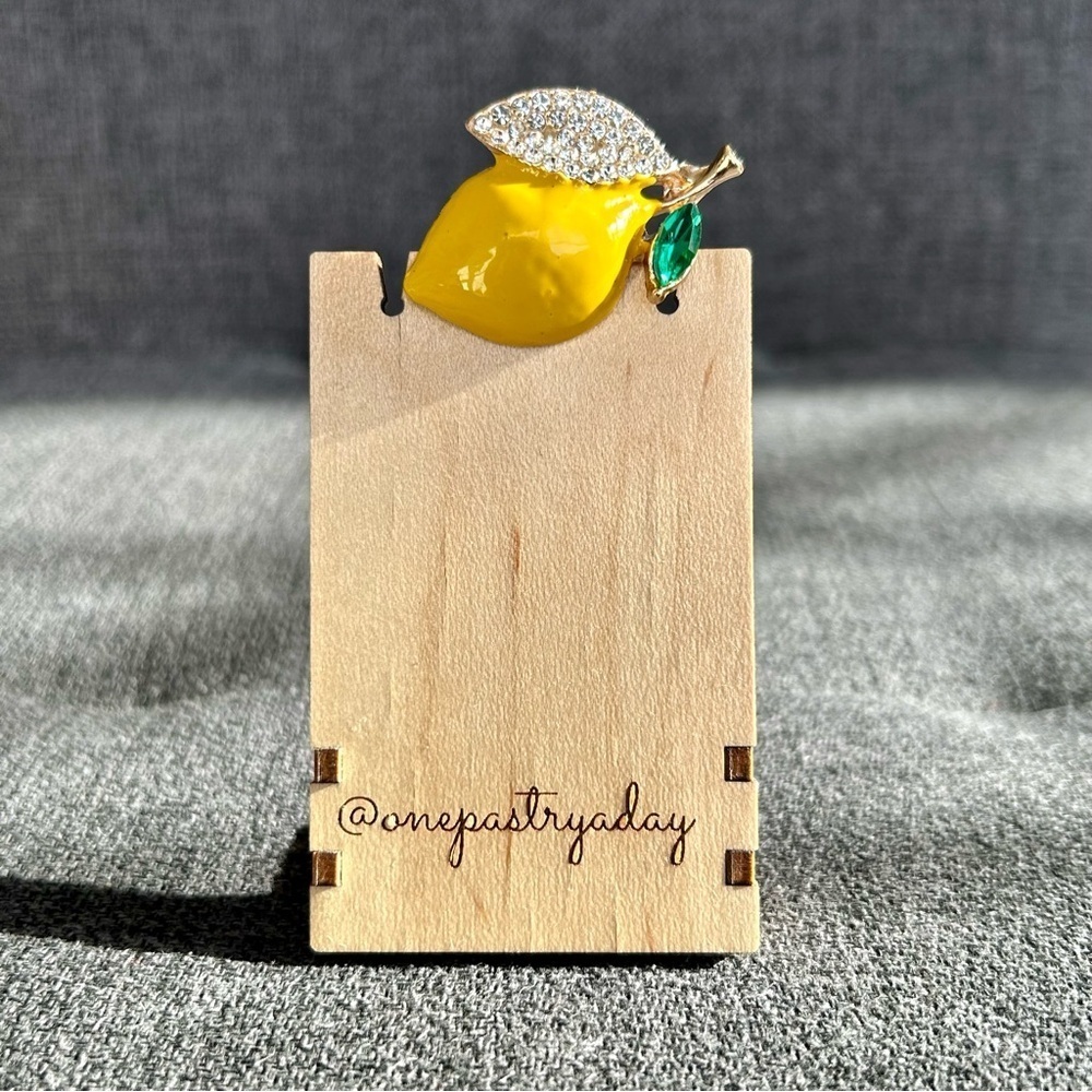 Lemon Brooch Pin with Fashion Rhinestones, Gemstones, Gold, Yellow, Abstract